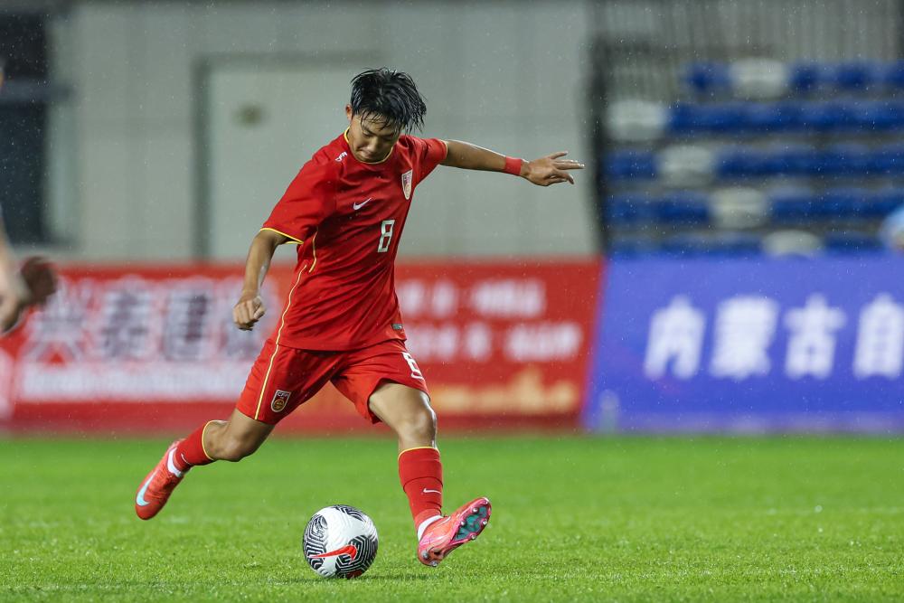 五粮液全球发售世界杯官方联名产品，打造中国白酒国际化“品效合一”新样本